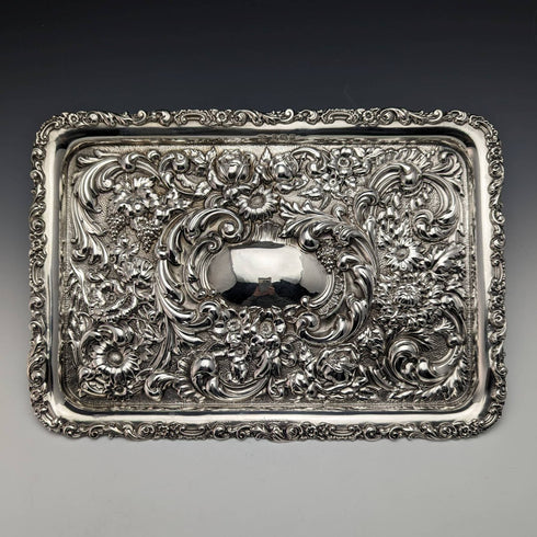1902年 英国アンティーク 純銀 レリーフ彫刻 ドレッシングテーブルトレイ 306g